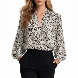 ZARA Wrap Blouse V-Neck Balloon Sleeve Top XSMALL Abstract Print white black XS